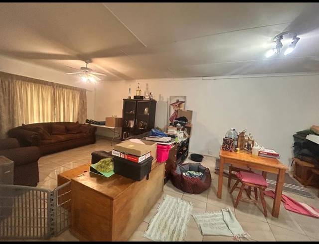 4 BEDROOM TOWNHOUSE FOR SALE IN MEYERVILLE